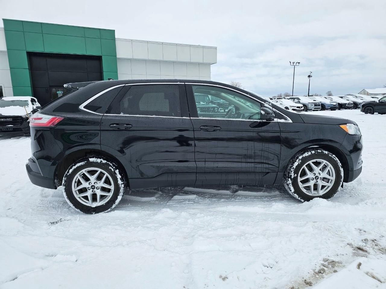 2024 Ford Edge SEL 4dr All-wheel Drive Photo3