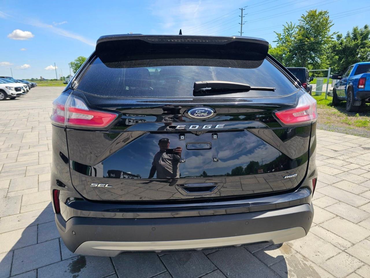 2024 Ford Edge SEL 4dr All-wheel Drive Photo