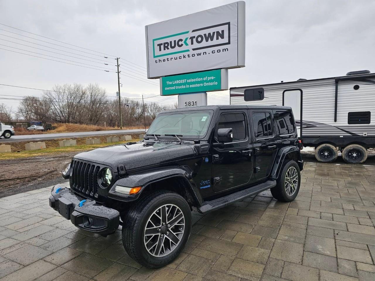 2022 Jeep Wrangler Unlimited 4xe Sahara 4dr 4x4 Photo0