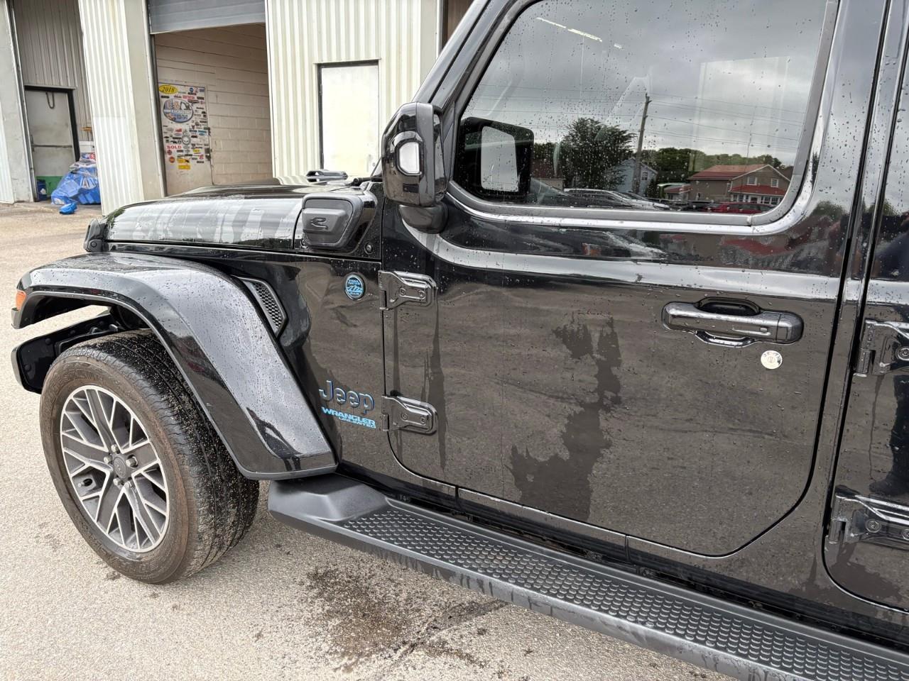2022 Jeep Wrangler Unlimited 4xe Sahara 4dr 4x4 Photo