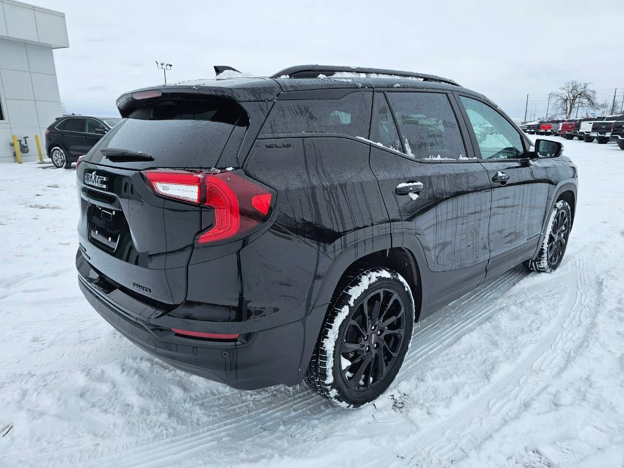 2023 GMC Terrain SLE All-wheel Drive Photo