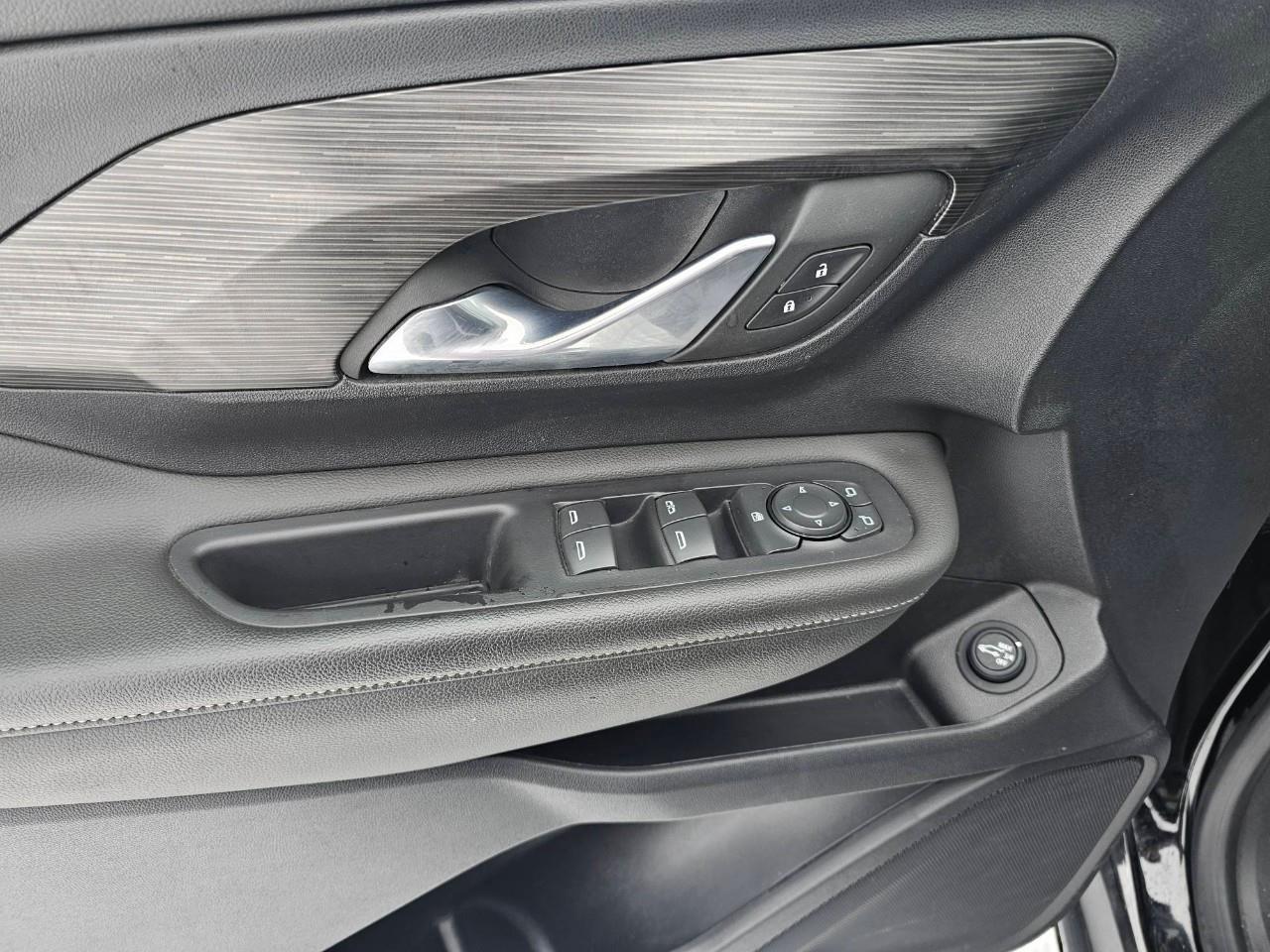 2023 GMC Terrain SLE All-wheel Drive Photo