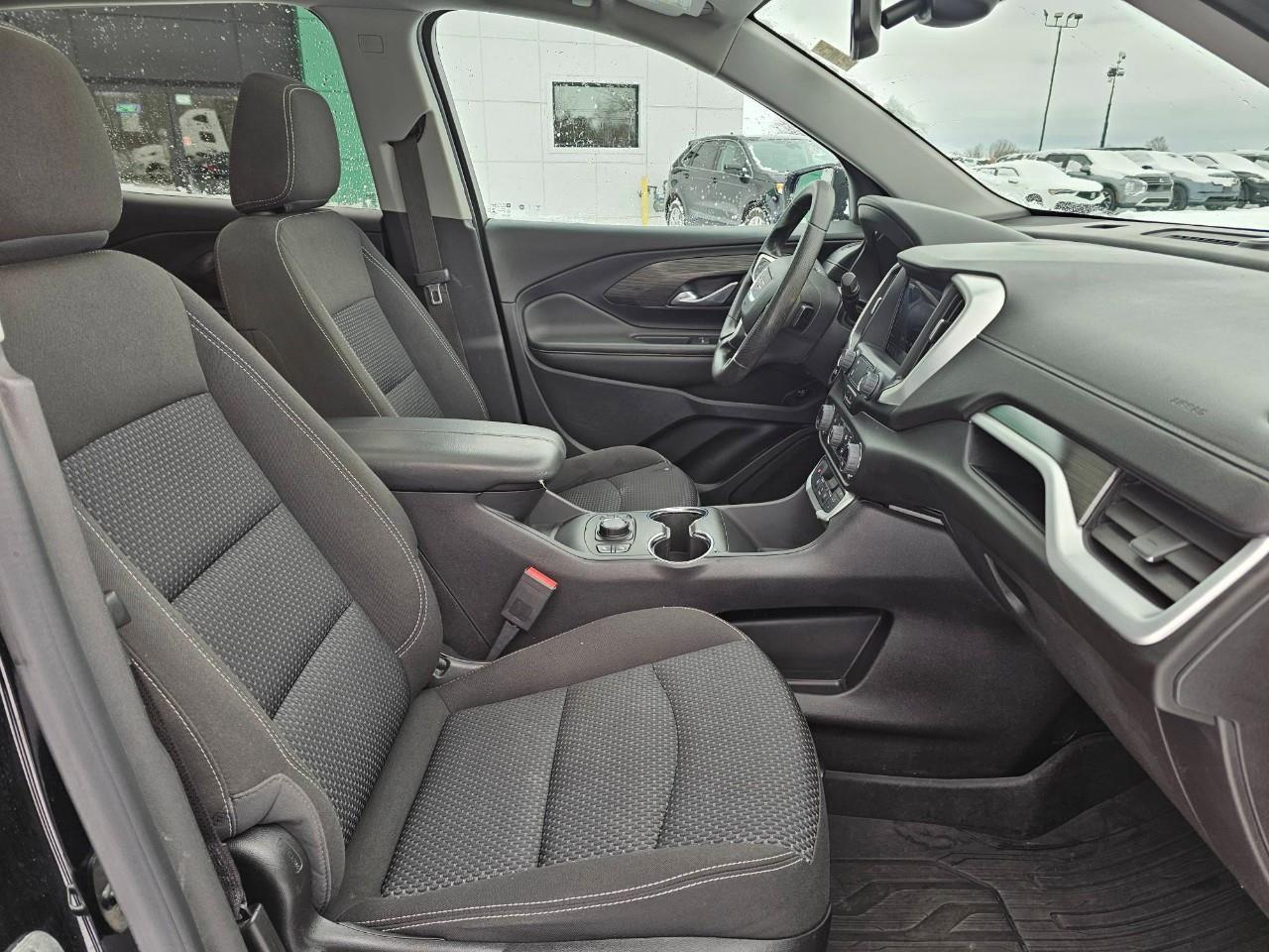 2023 GMC Terrain SLE All-wheel Drive Photo