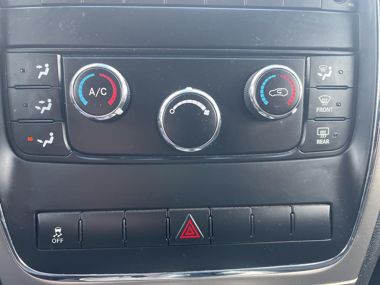 2012 Jeep Grand Cherokee Laredo - Dual Climate - Sat Radio Photo