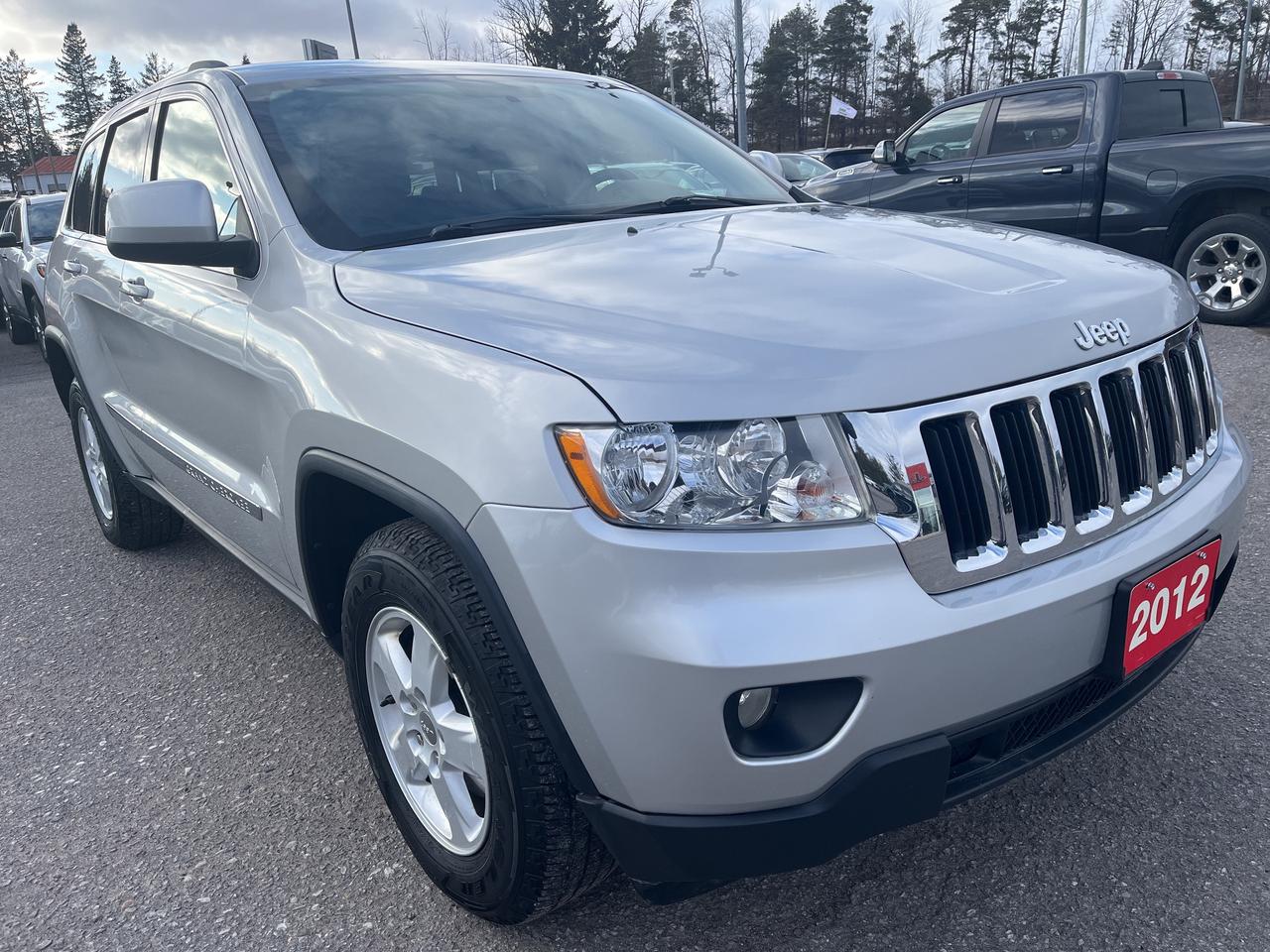 2012 Jeep Grand Cherokee Laredo - Dual Climate - Sat Radio Photo