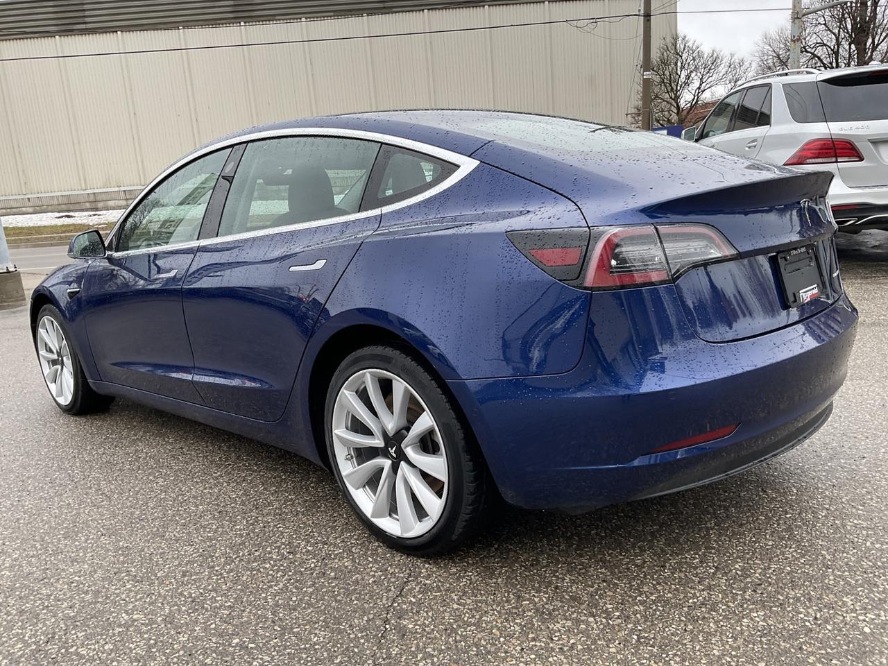 2020 Tesla Model 3 LONGE RANGE AWD - LEATHER! NAV! CAMERAS! LOW EV RA Photo4