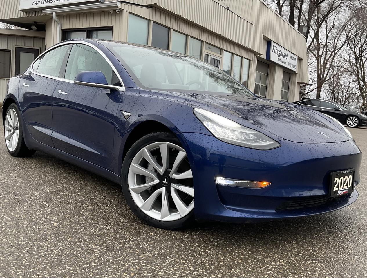 2020 Tesla Model 3 LONGE RANGE AWD - LEATHER! NAV! CAMERAS! LOW EV RA Photo0