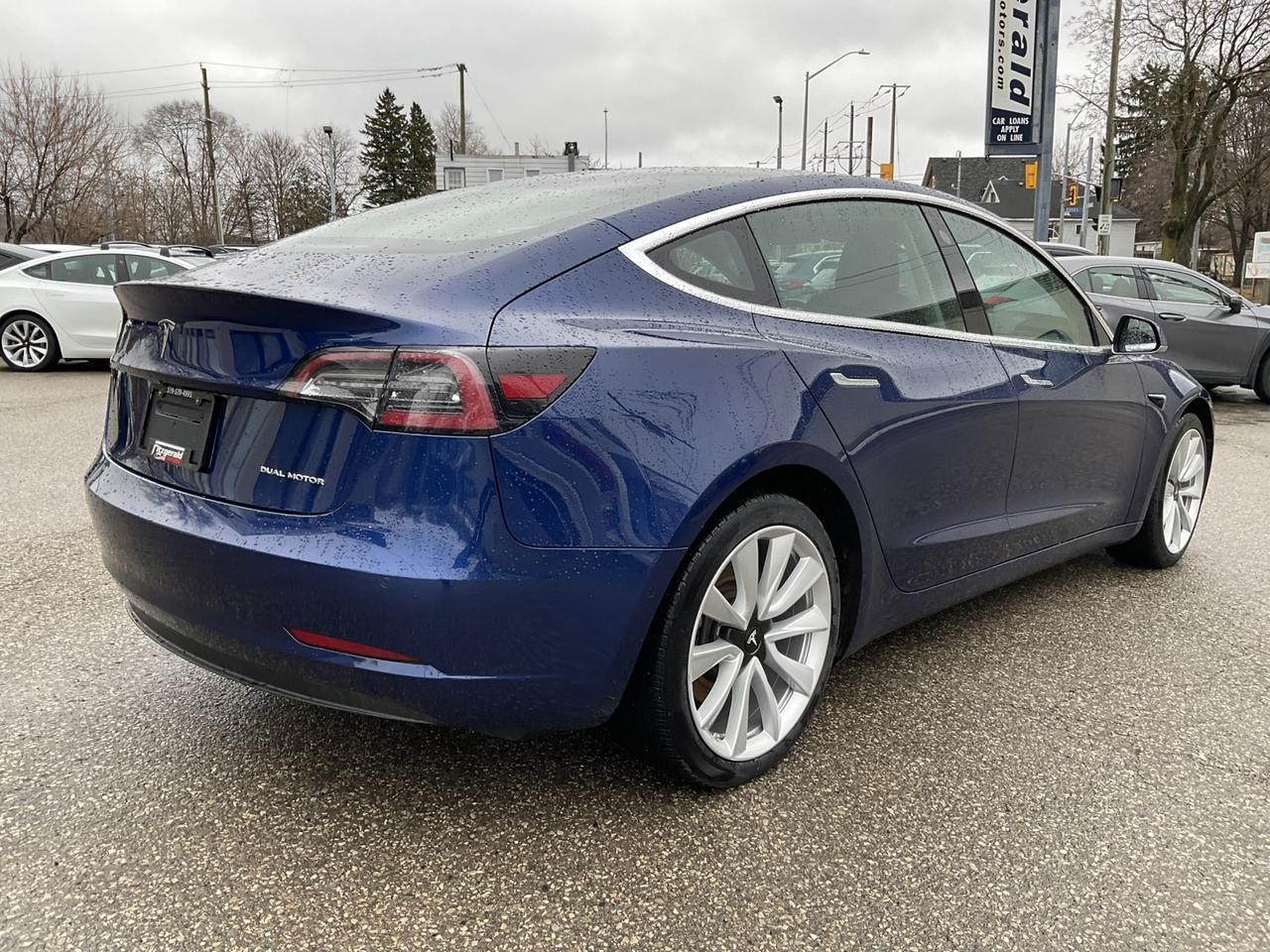 2020 Tesla Model 3 LONGE RANGE AWD - LEATHER! NAV! CAMERAS! LOW EV RA Photo