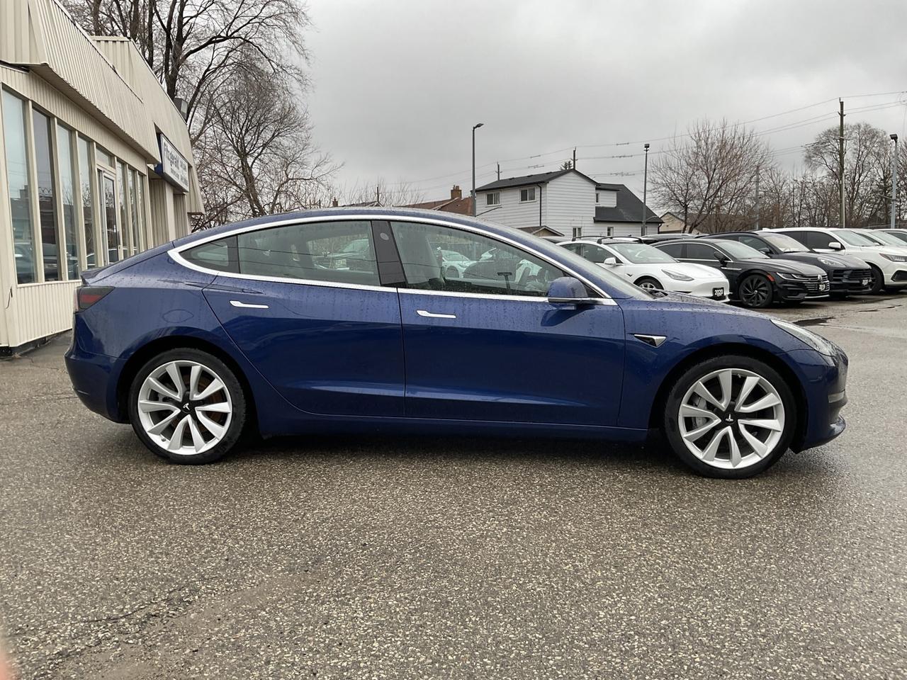 2020 Tesla Model 3 LONGE RANGE AWD - LEATHER! NAV! CAMERAS! LOW EV RA Photo