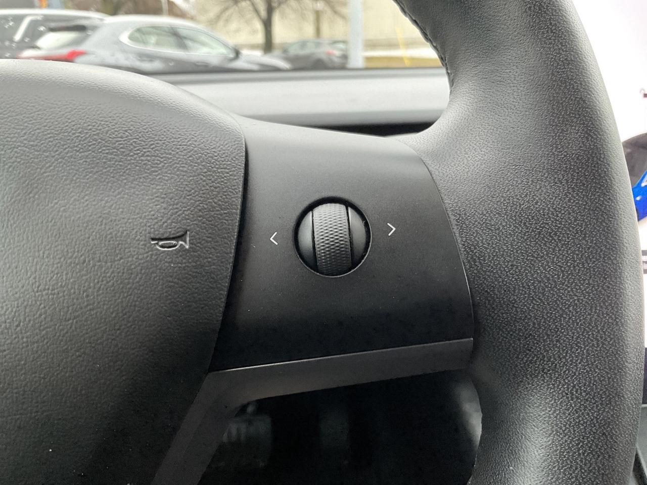 2020 Tesla Model 3 LONGE RANGE AWD - LEATHER! NAV! CAMERAS! LOW EV RA Photo