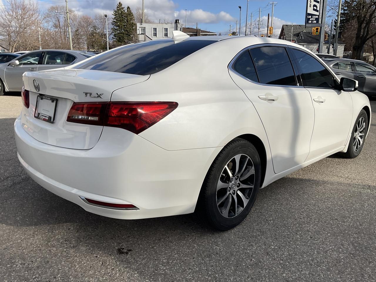 2015 Acura TLX 8-Spd DCT w/Technology Package - LTHR! NAV! BACK-U Photo