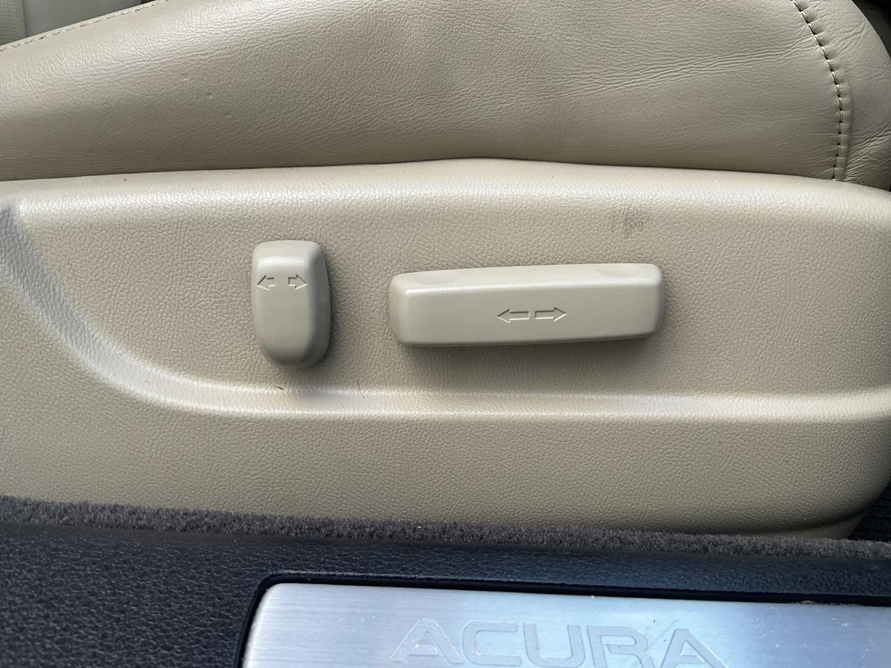 2015 Acura TLX 8-Spd DCT w/Technology Package - LTHR! NAV! BACK-U Photo