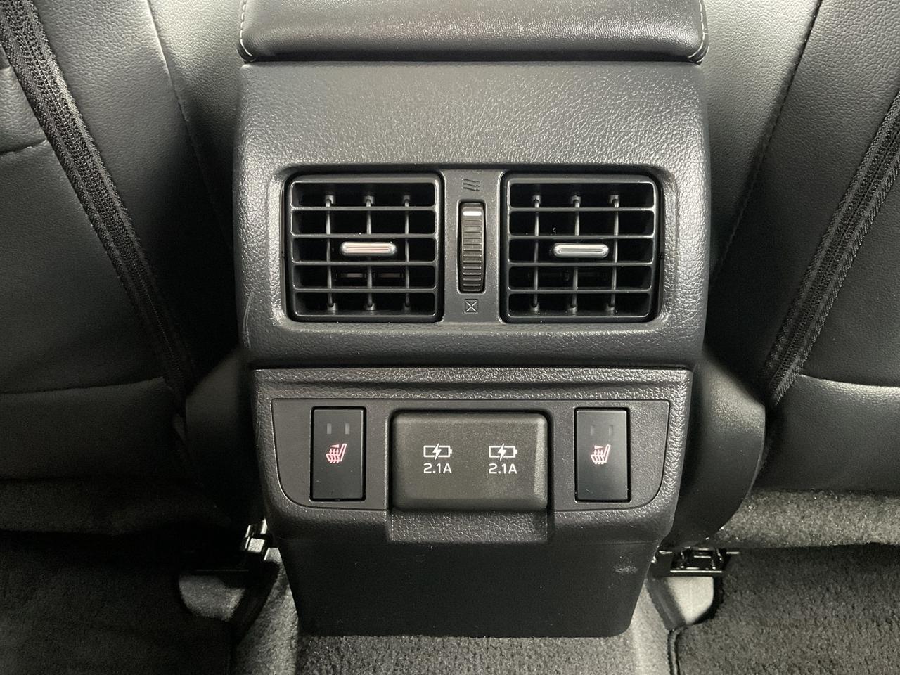 2019 Subaru Outback 2.5i Limited W/ Eye Sight Pkg - LEATHER! NAV! BACK Photo