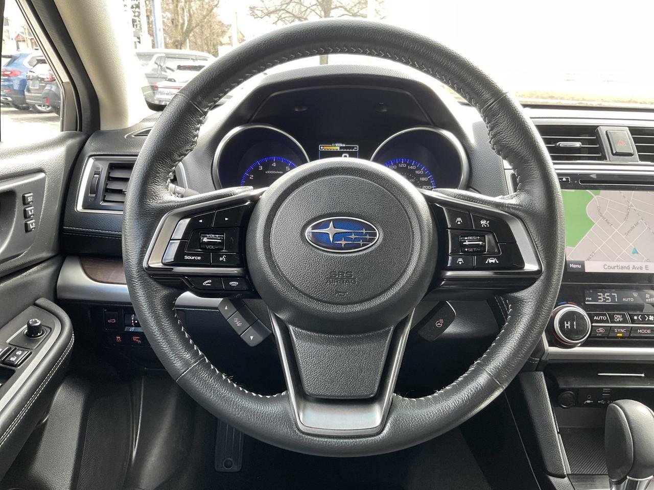 2019 Subaru Outback 2.5i Limited W/ Eye Sight Pkg - LEATHER! NAV! BACK Photo