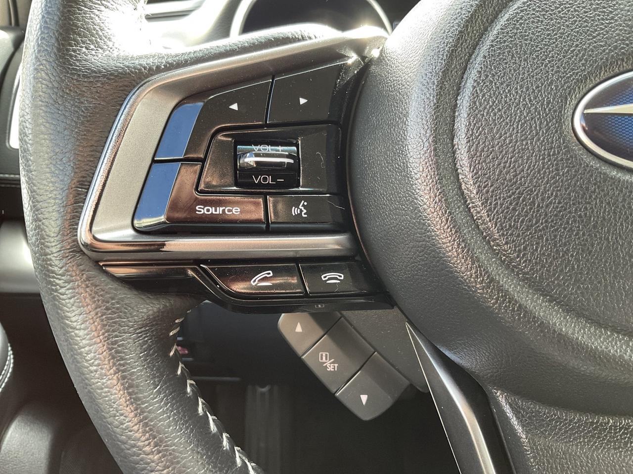 2019 Subaru Outback 2.5i Limited W/ Eye Sight Pkg - LEATHER! NAV! BACK Photo