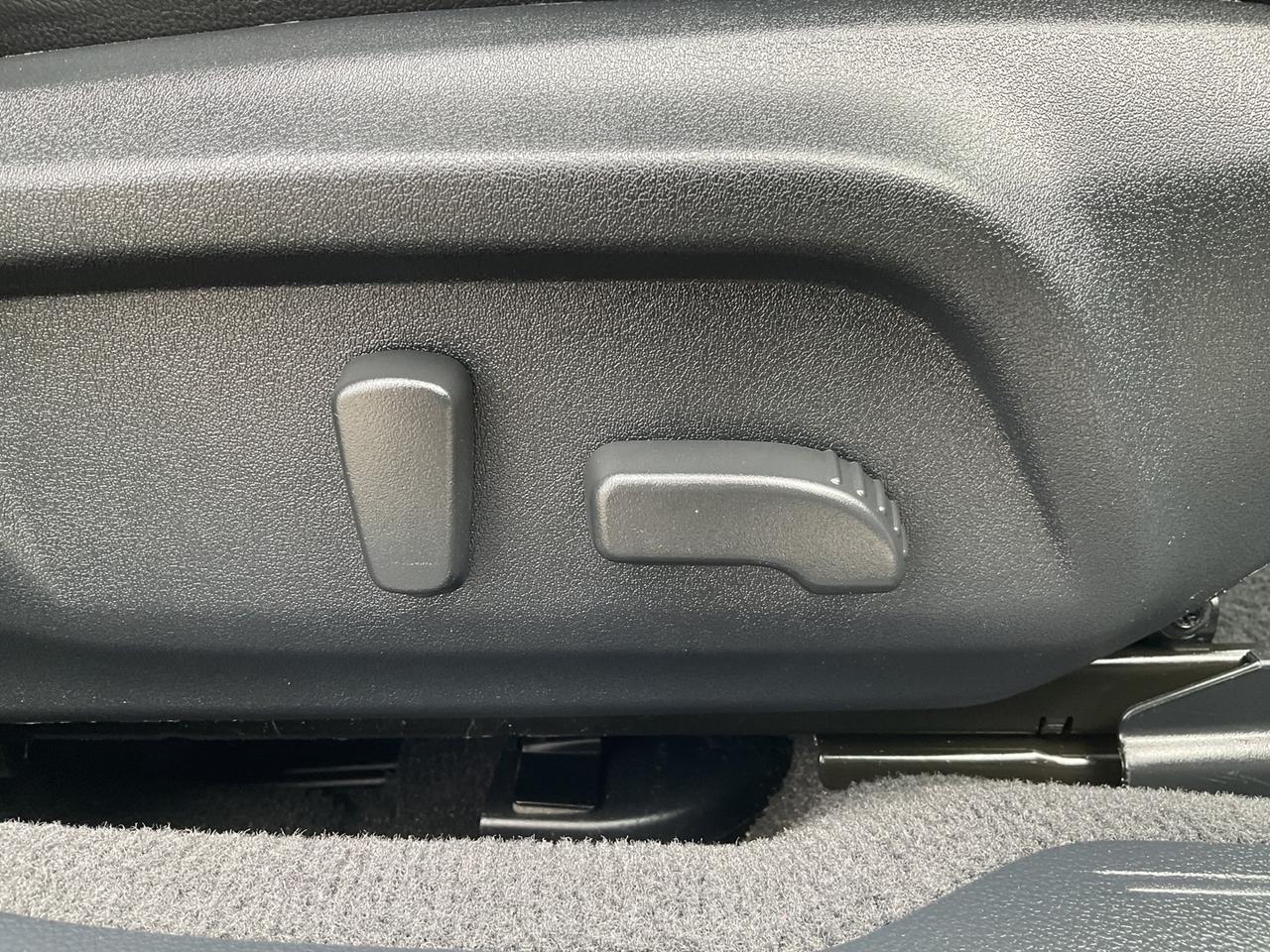 2019 Subaru Outback 2.5i Limited W/ Eye Sight Pkg - LEATHER! NAV! BACK Photo