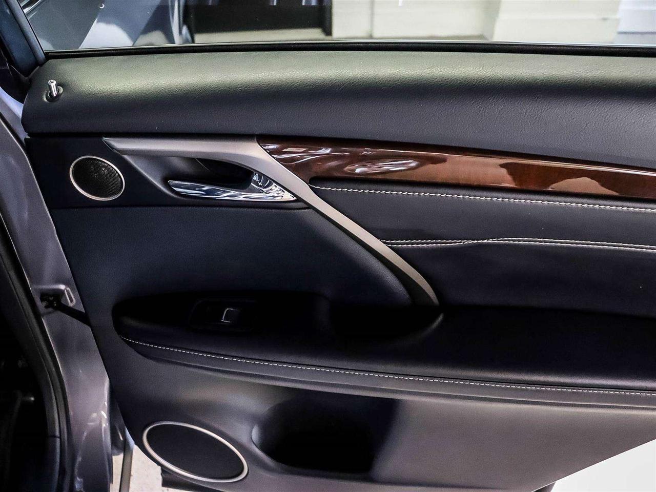 2018 Lexus RX PREMIUM AWD 3.5L V6 ADAPTIVE CRUISE Photo