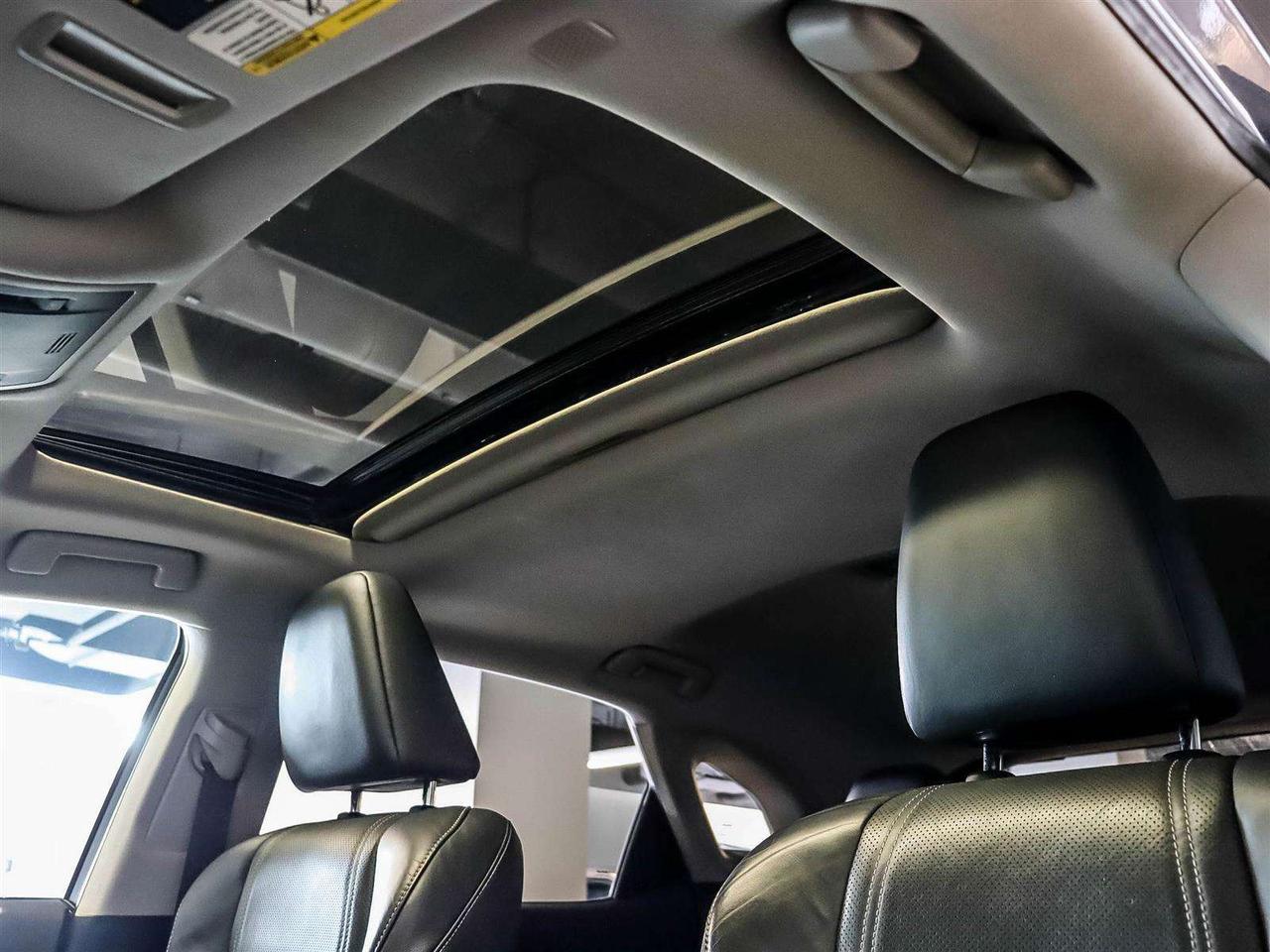 2018 Lexus RX PREMIUM AWD 3.5L V6 ADAPTIVE CRUISE Photo
