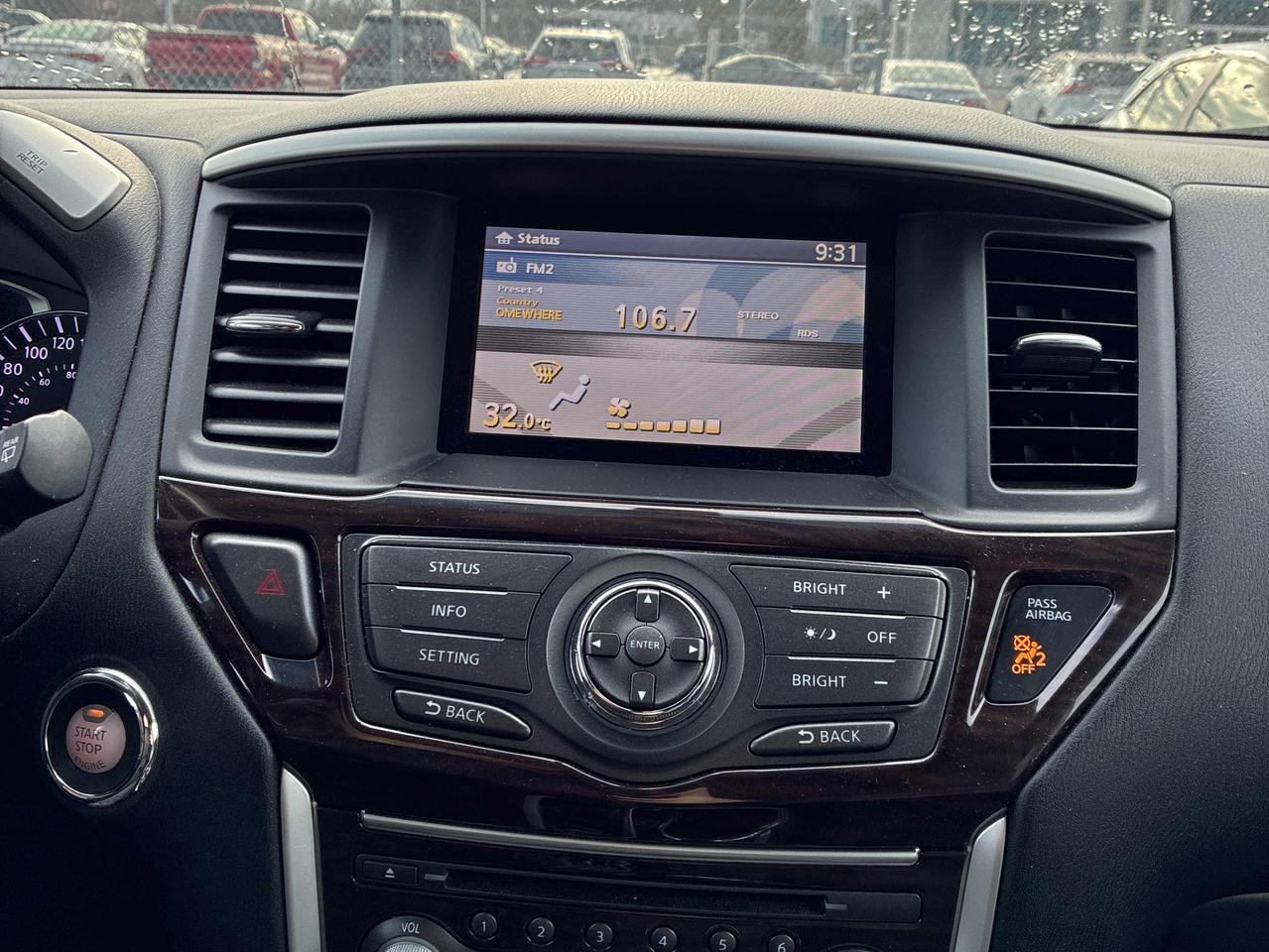 2014 Nissan Pathfinder 4WD 4dr SL Clean CarFax Finance Available Trade OK Photo4