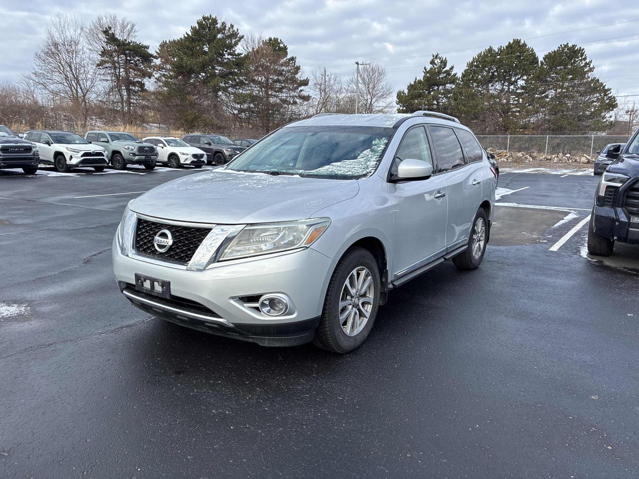 2014 Nissan Pathfinder 4WD 4dr SL Clean CarFax Finance Available Trade OK - Photo #1