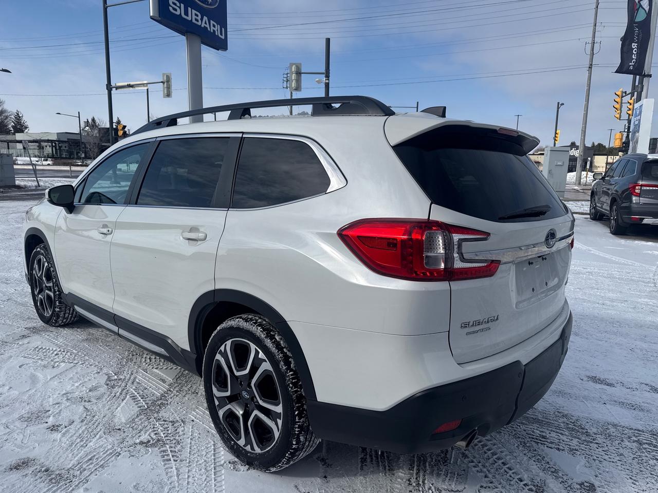 2024 Subaru ASCENT Limited 7-Passenger (CVT) 4dr All-Wheel Drive Photo