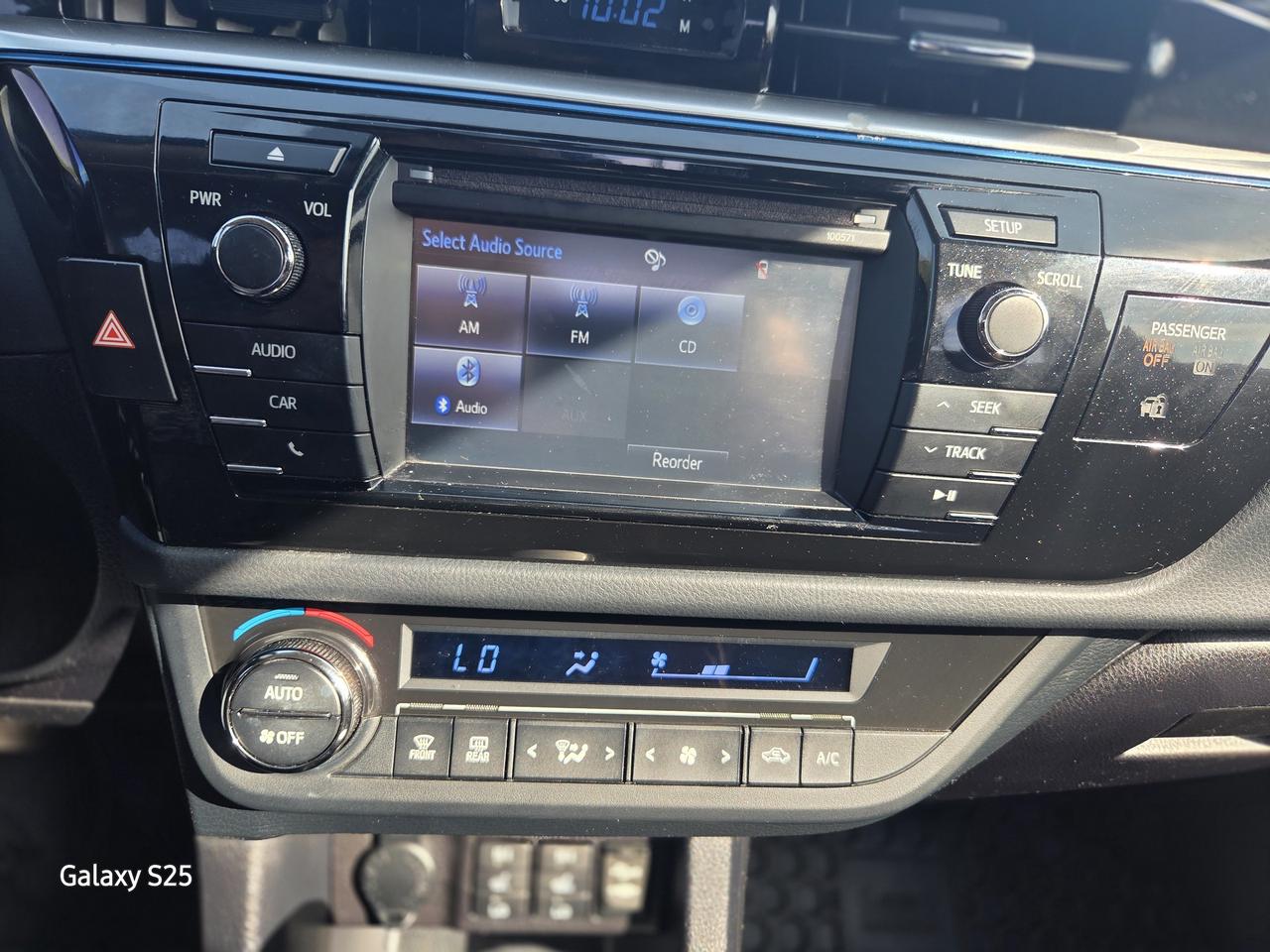 2016 Toyota Corolla S AUTO LEATHER ROOF ALLOYS  LOW km $ 13,988.00 Photo