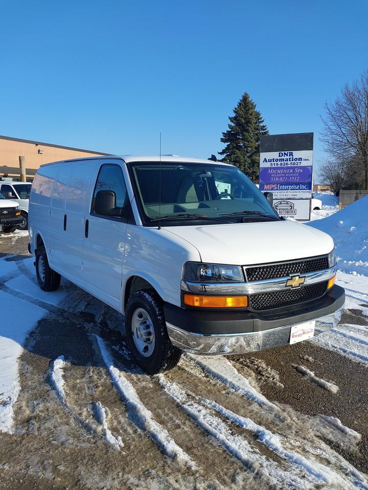 2023 Chevrolet Express 2500 V6 Cargo Van 135" WB Photo
