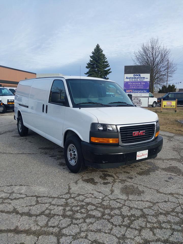 2024 GMC Savana 2500 Extended Cargo Van Photo
