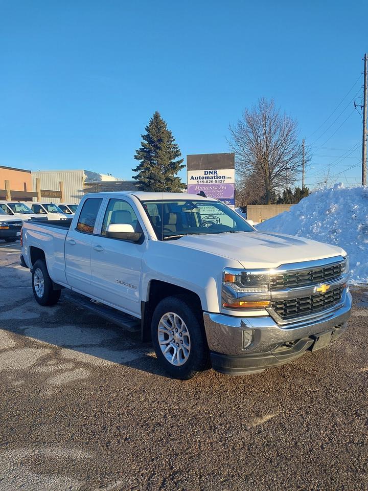 2018 Chevrolet Silverado 1500  Photo