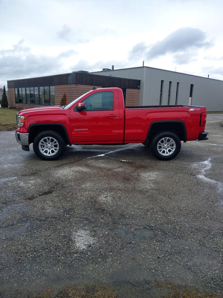 2014 GMC Sierra 1500 SLE Regular Cab Short Box Photo