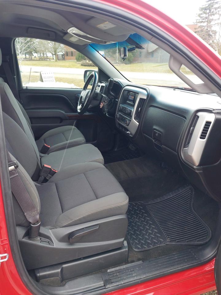 2014 GMC Sierra 1500 SLE Regular Cab Short Box Photo