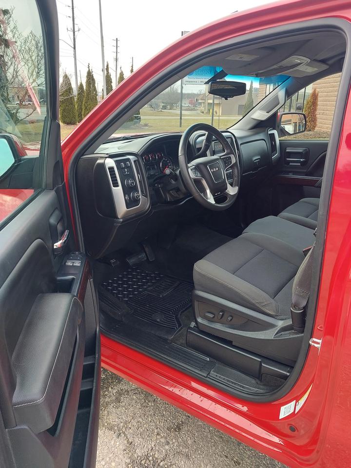 2014 GMC Sierra 1500 SLE Regular Cab Short Box Photo