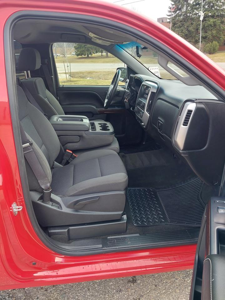2014 GMC Sierra 1500 SLE Regular Cab Short Box Photo