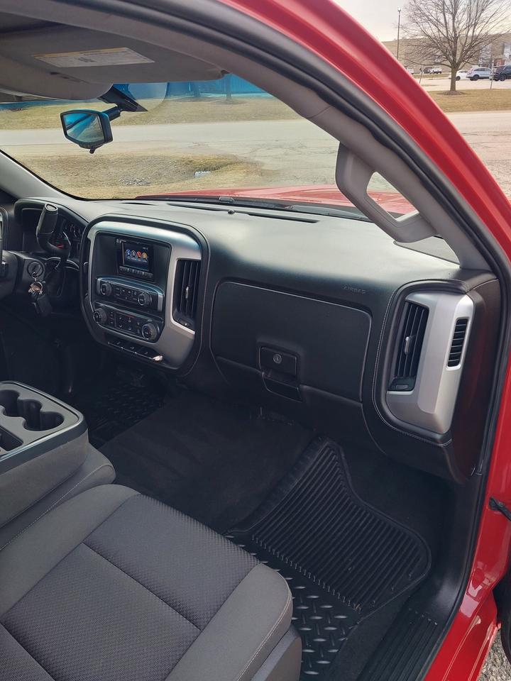 2014 GMC Sierra 1500 SLE Regular Cab Short Box Photo