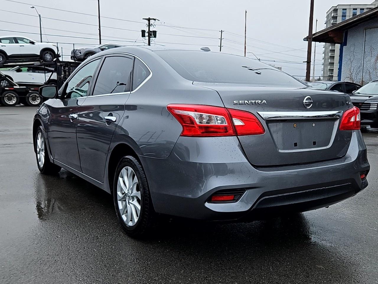2019 Nissan Sentra SV CVT Photo3