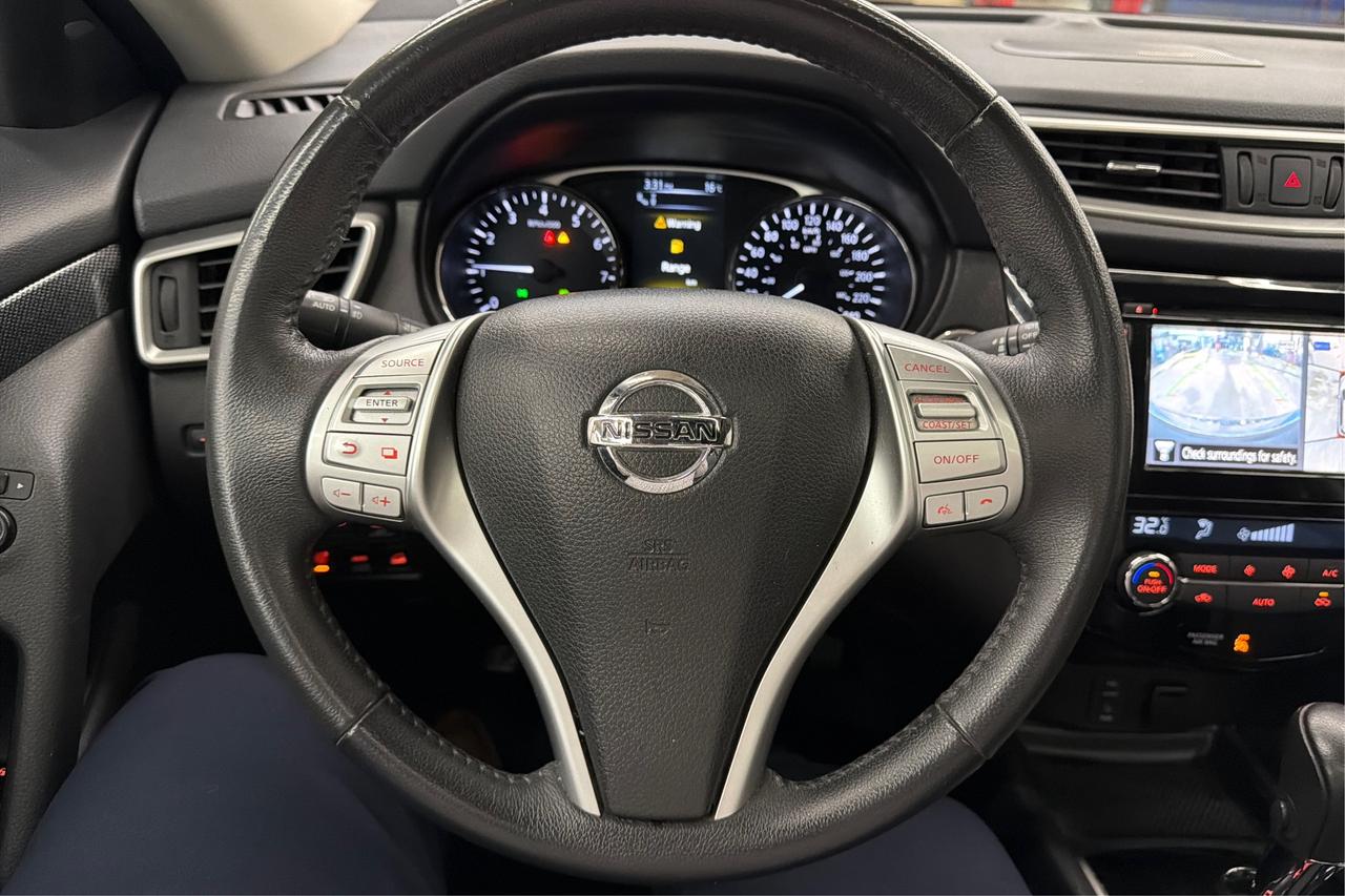 2016 Nissan Rogue SL Photo