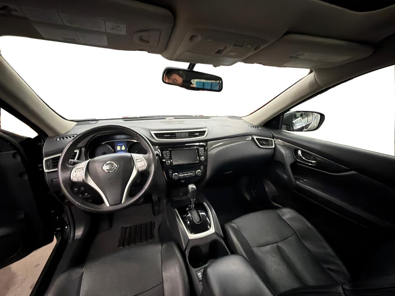 2016 Nissan Rogue SL Photo