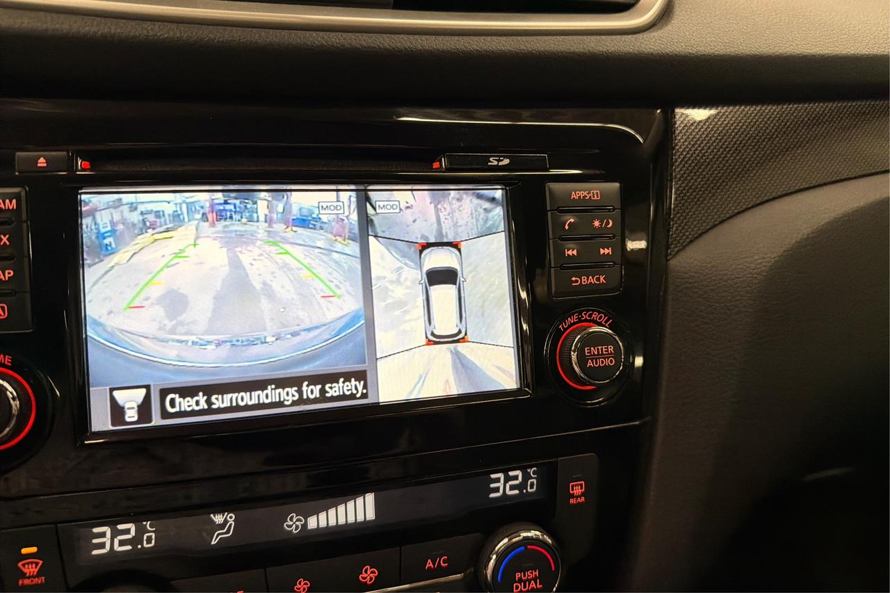 2016 Nissan Rogue SL Photo