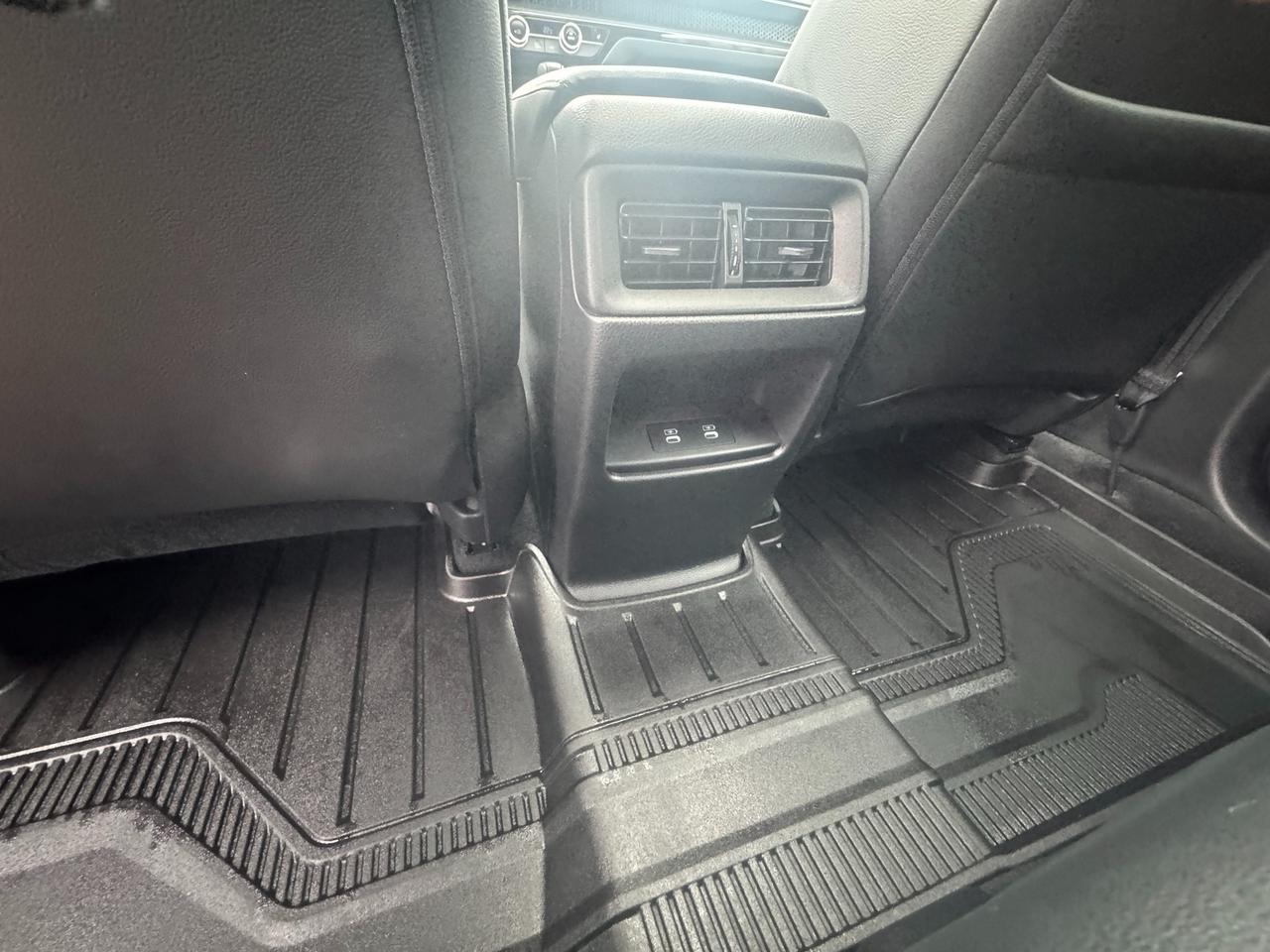 2025 Honda CR-V Hybrid Touring 4dr All-Wheel Drive Photo