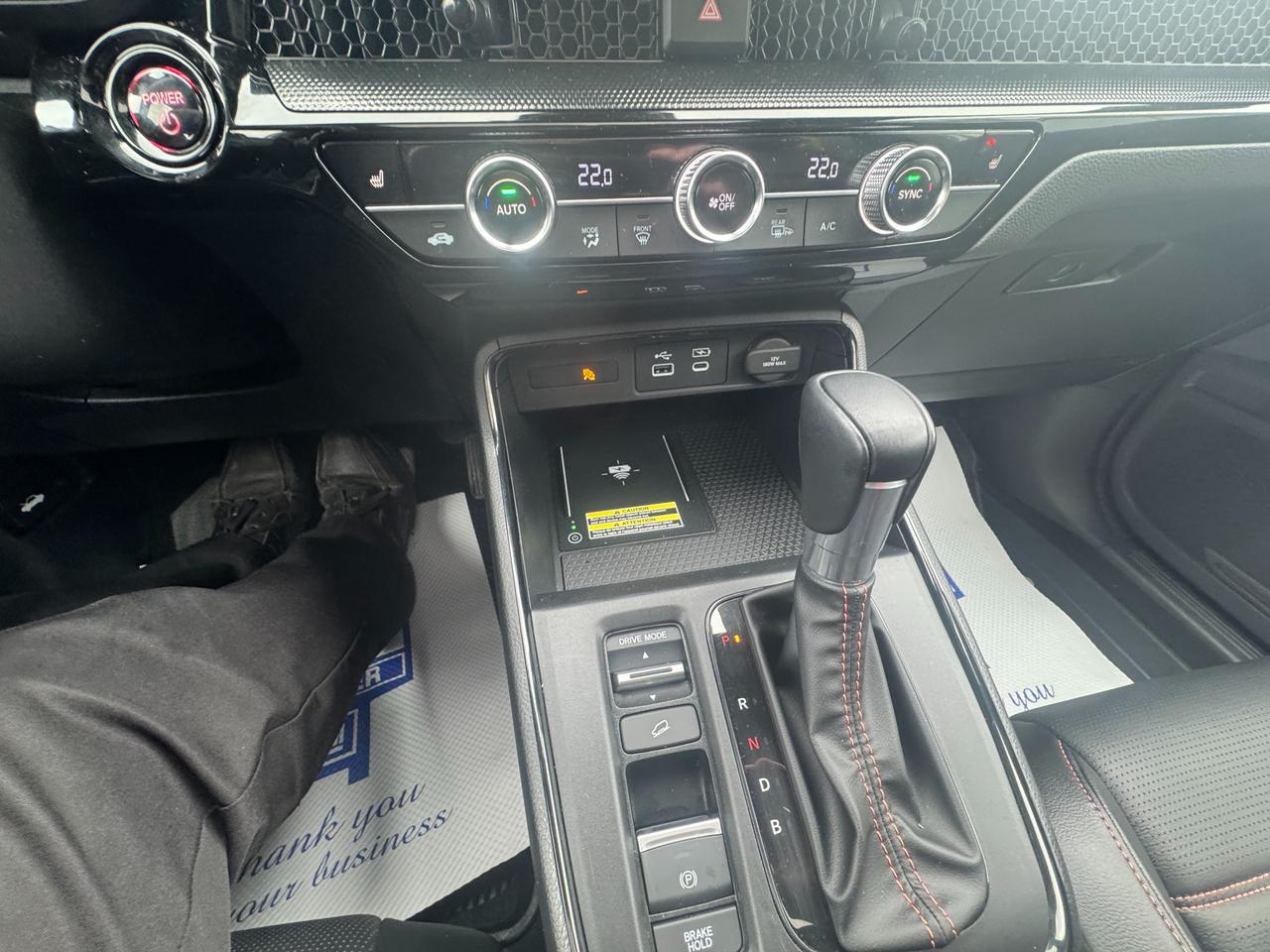 2025 Honda CR-V Hybrid Touring 4dr All-Wheel Drive Photo