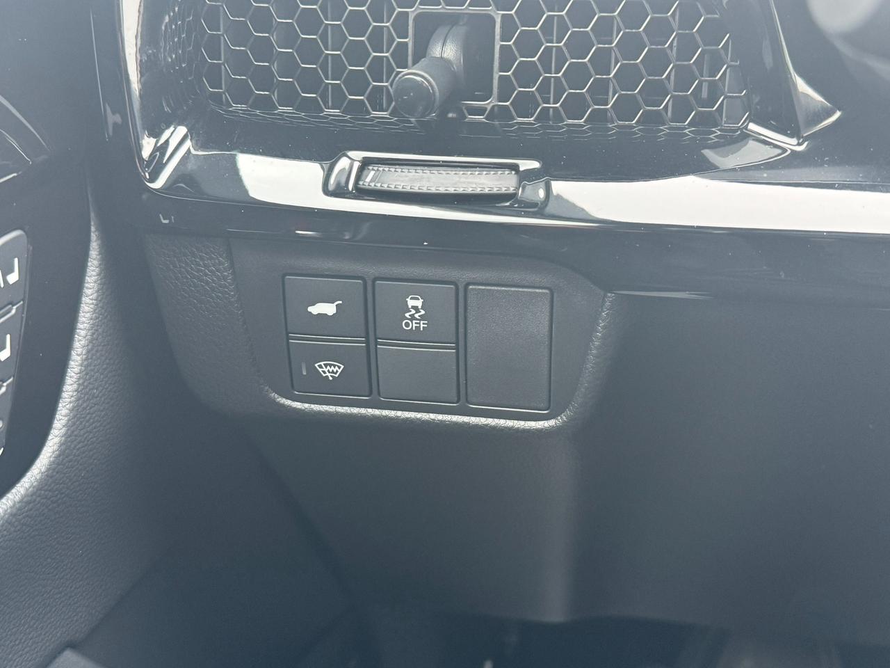 2025 Honda CR-V Hybrid Touring 4dr All-Wheel Drive Photo