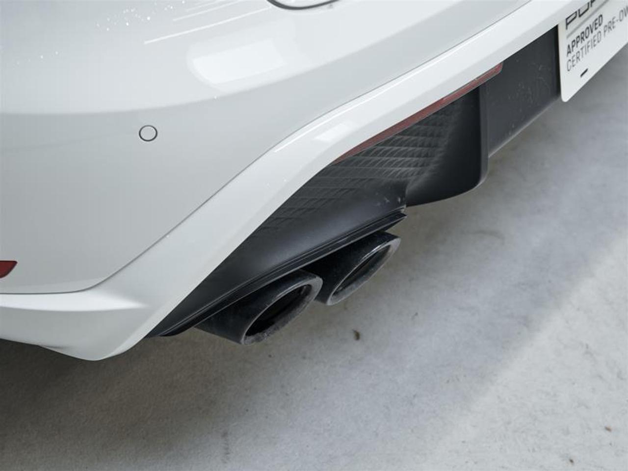 2025 Porsche Macan S AWD Photo