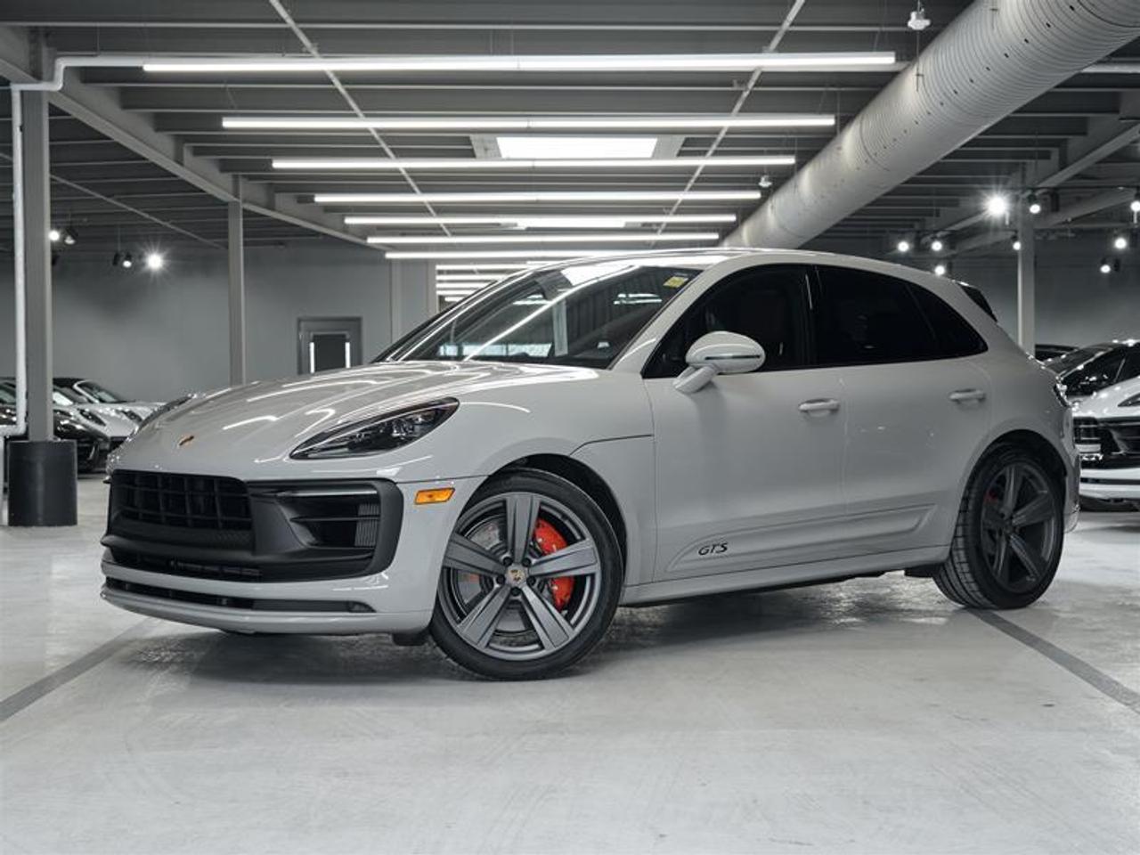 2023 Porsche Macan GTS Photo