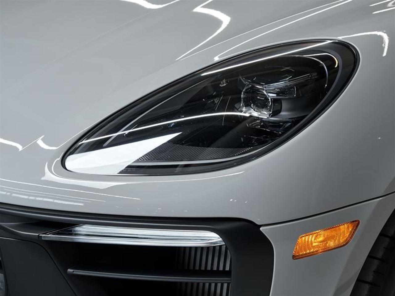 2023 Porsche Macan GTS Photo