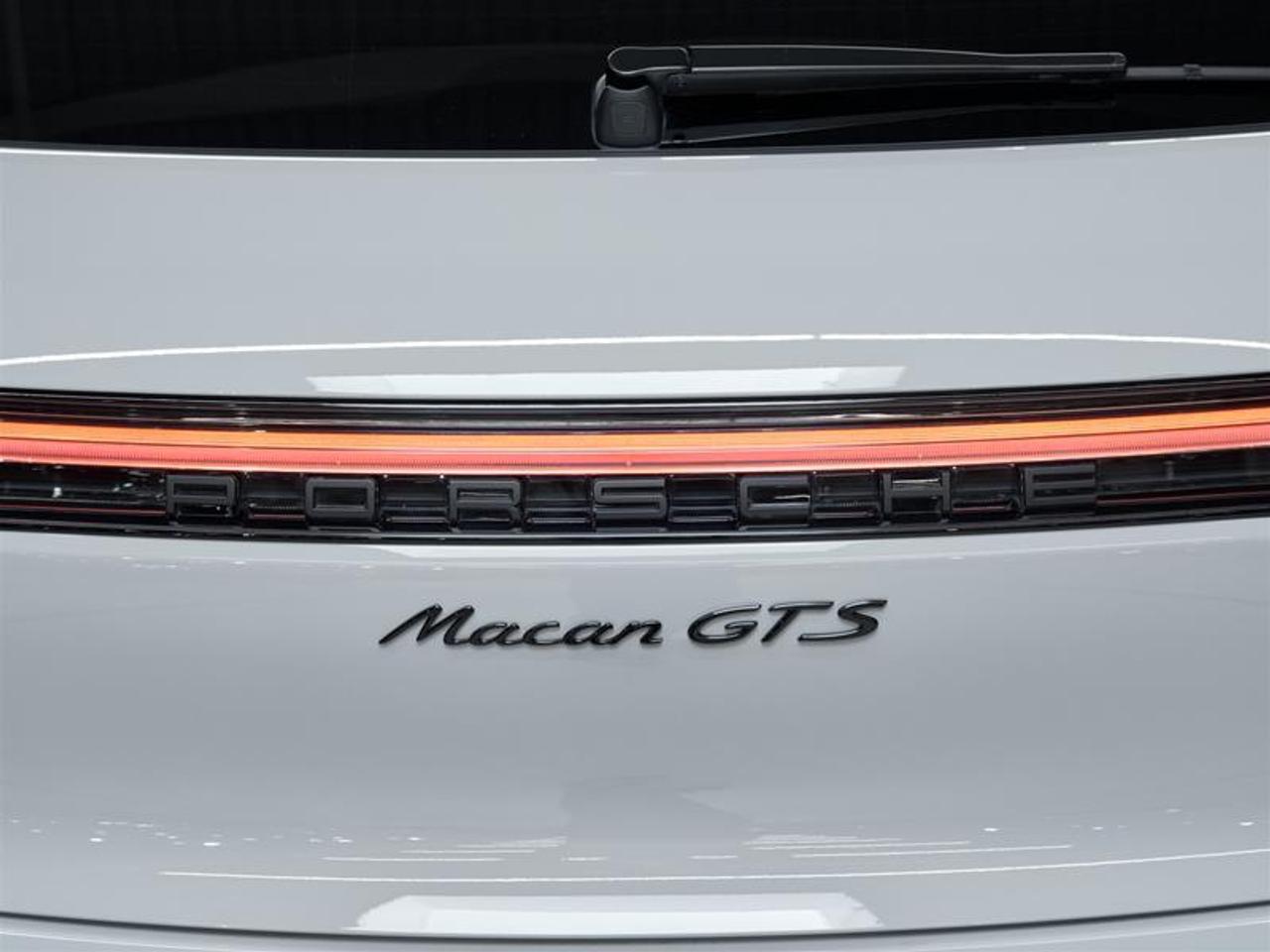 2023 Porsche Macan GTS Photo