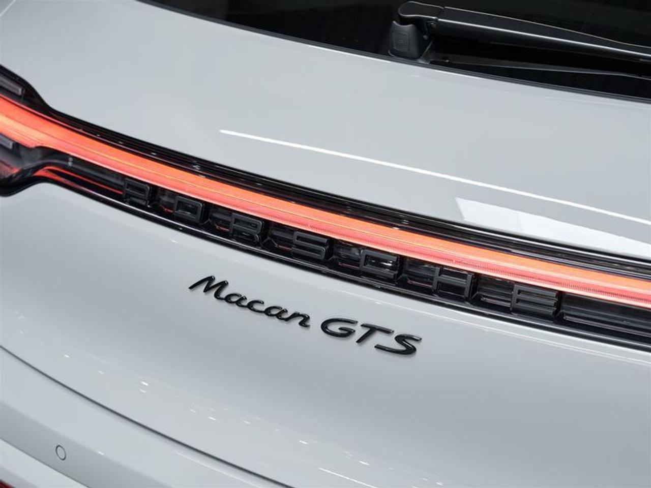 2023 Porsche Macan GTS Photo