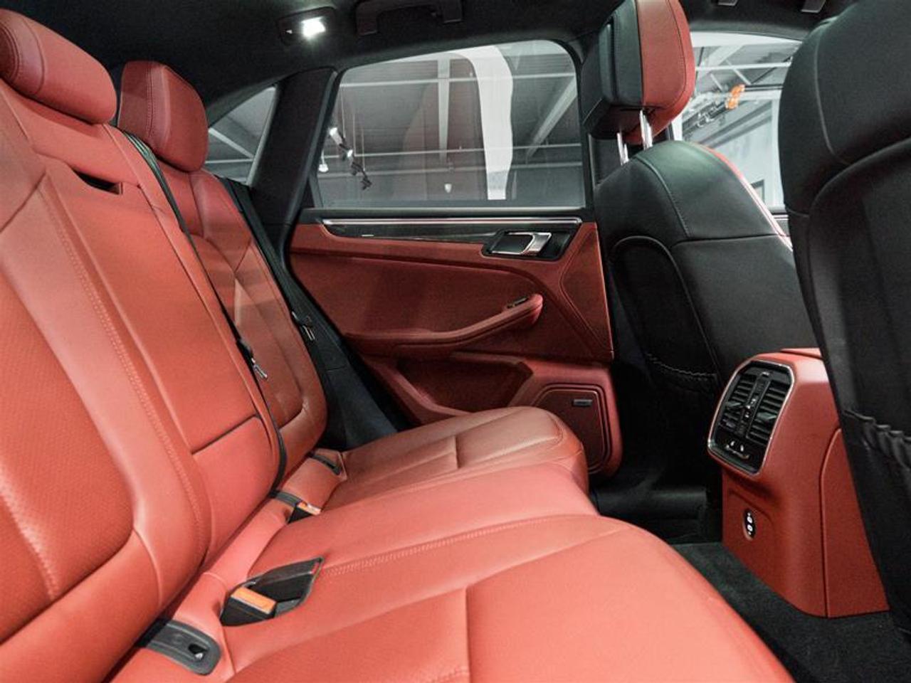 2023 Porsche Macan GTS Photo