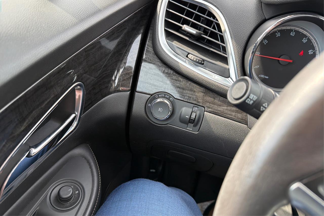 2016 Buick Encore Leather Photo