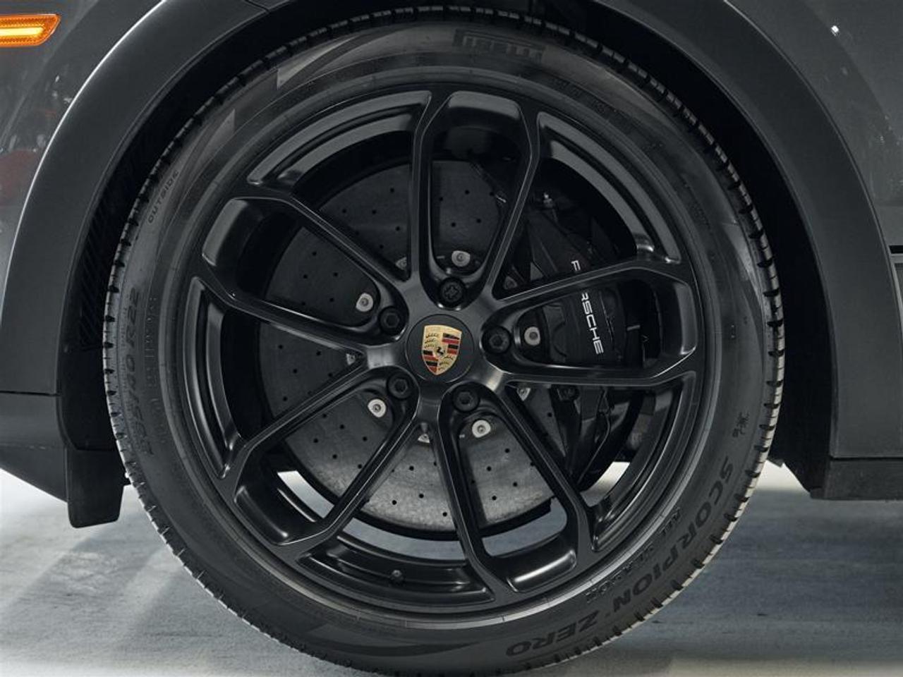 2024 Porsche Cayenne Turbo GT Coupe AWD Photo