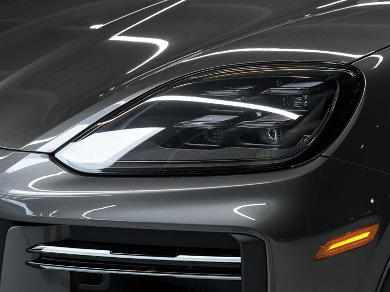 2024 Porsche Cayenne Turbo GT Coupe AWD Photo